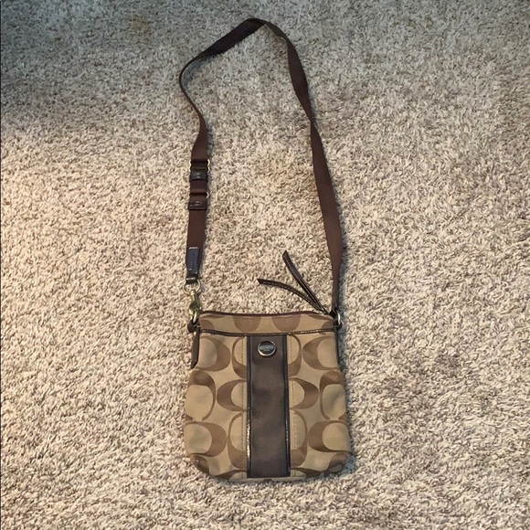 Coach Purse - Picture 1 of 3